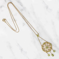 Scalloped Web Necklace of Pearl & Peridot