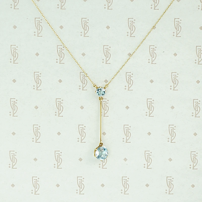 Elegant Aquamarine Drop Necklace in Gold