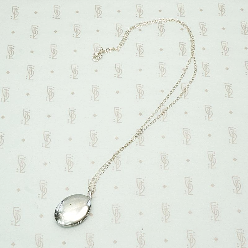 Sweet Vintage Sterling Locket with Foliate Engraving