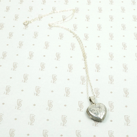 Sweet 1970s Silver Heart Locket
