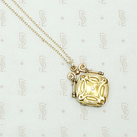 Art Nouveau W&H Co. Gold Filled Locket, detail view.