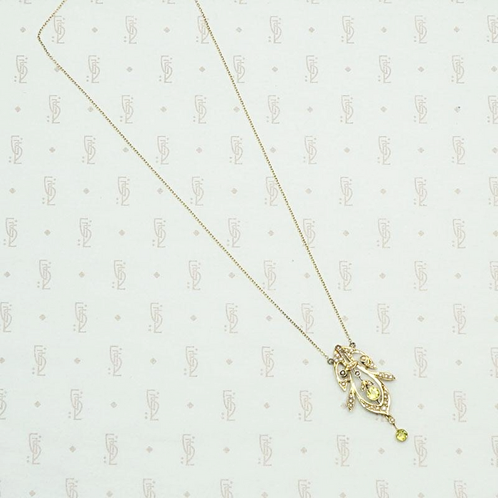 Spring Green Peridot and Pearl Edwardian Necklace