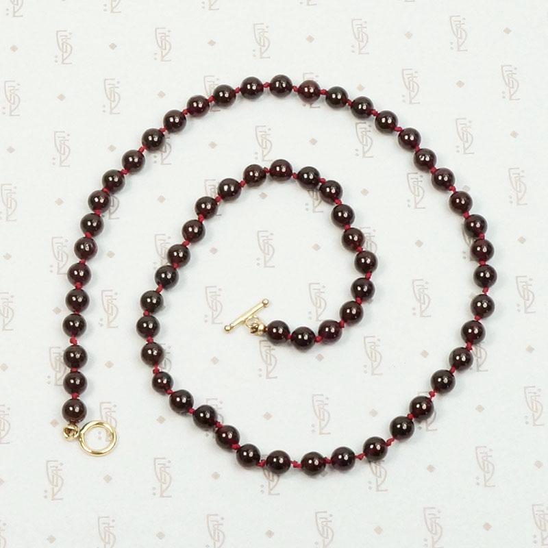 Glowing Garnet Bead Necklace