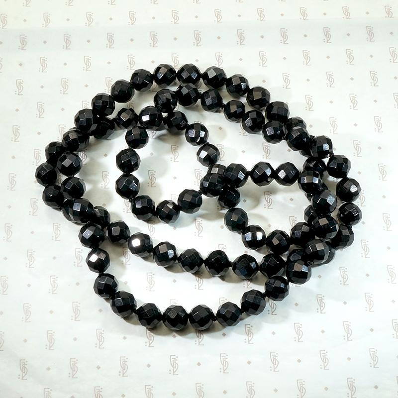 antique jet bead necklace