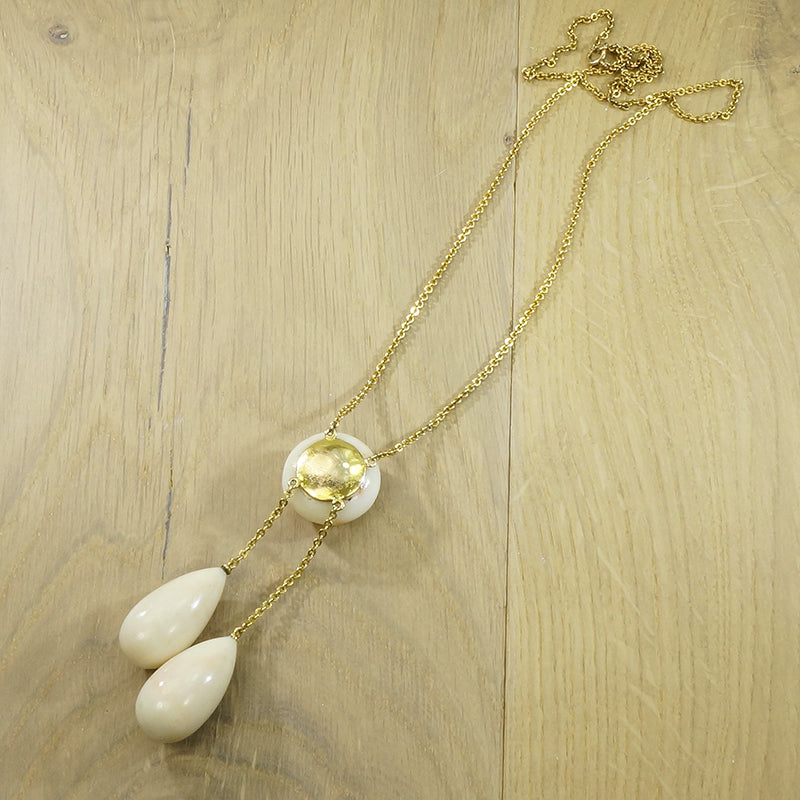 Manificent Antique Coral Pendant Necklace