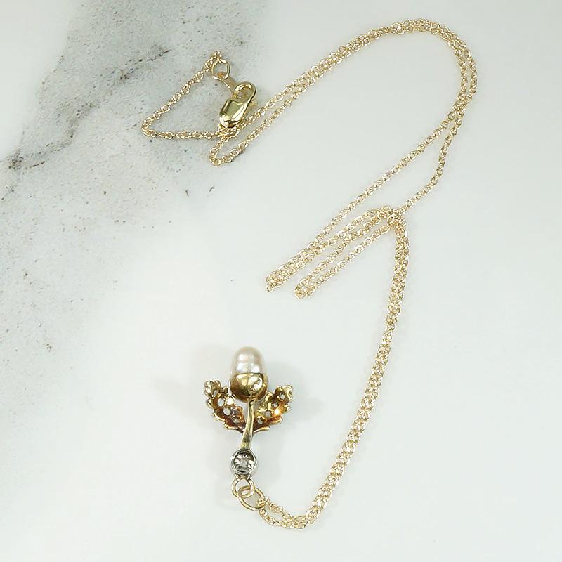 Superb Diamond Studded Acorn Pendant