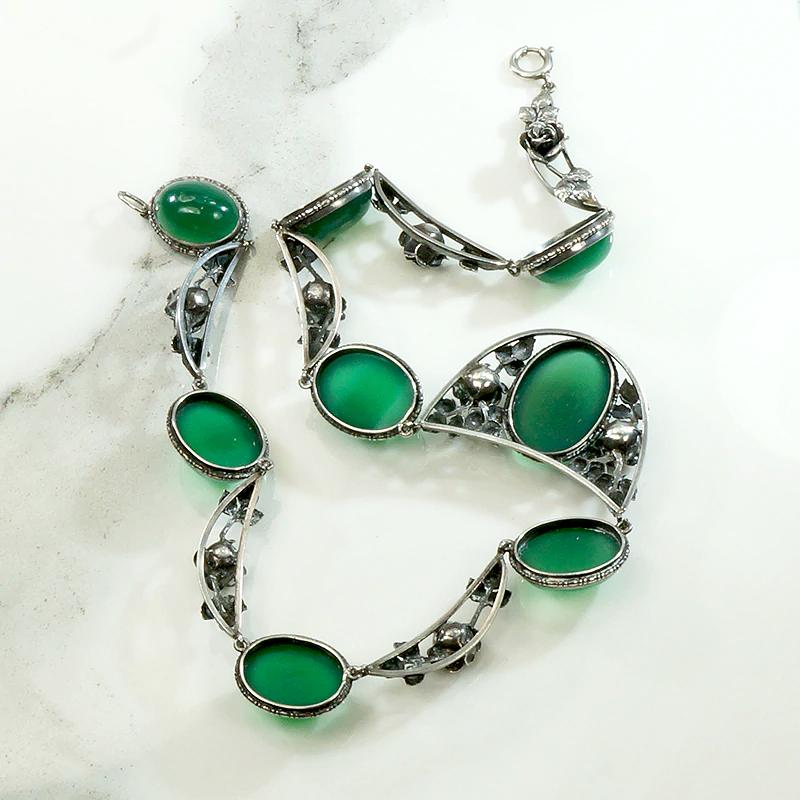 Gorgeous Green Chrysoprase & Silver Rose Necklace