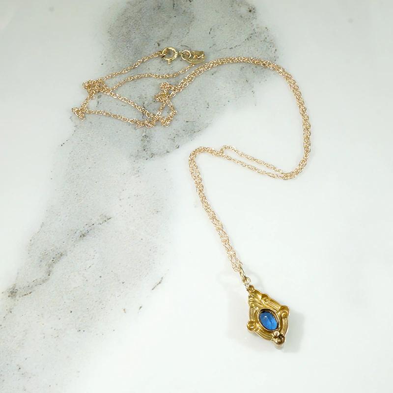 Intense Blue Sapphire Pendant with Pearls