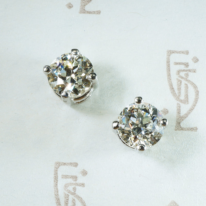 old european cut diamonds are matched nicely in this pair of Platinum studs, with a total weight of 1.45 carats the diamonds date from the erly 20th century