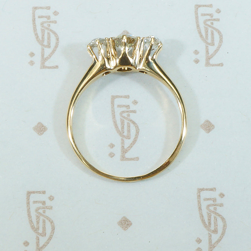 Lovely Antique Three OMC Diamond Ring