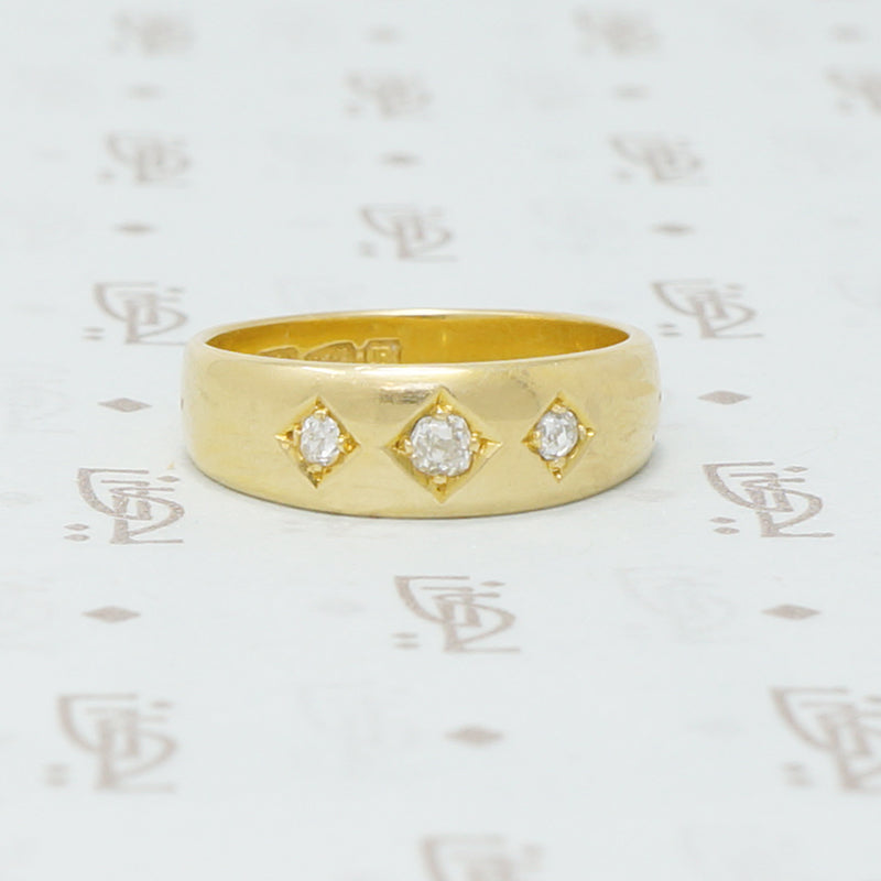 18k gypsy diamond band