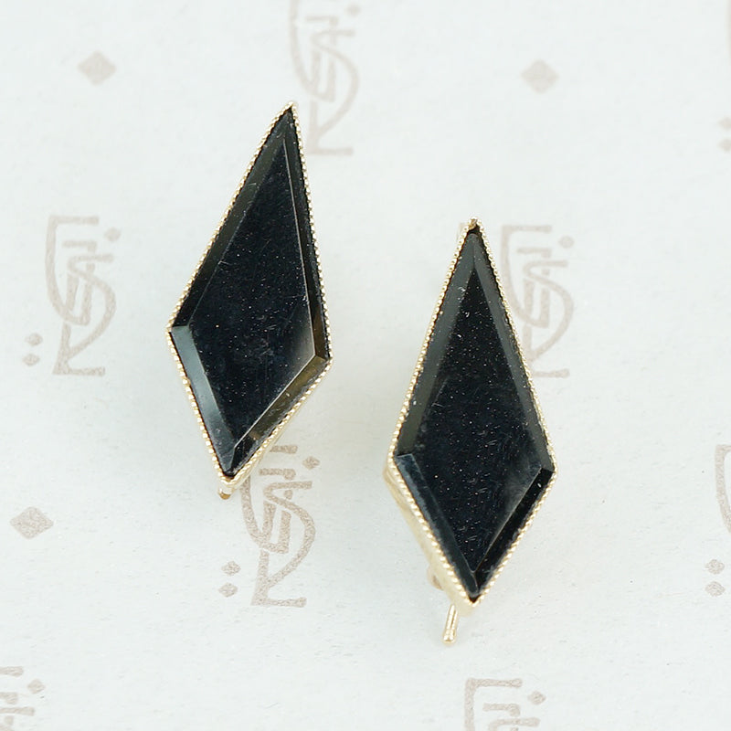 gold and onyx earrings elongated diamond shaped