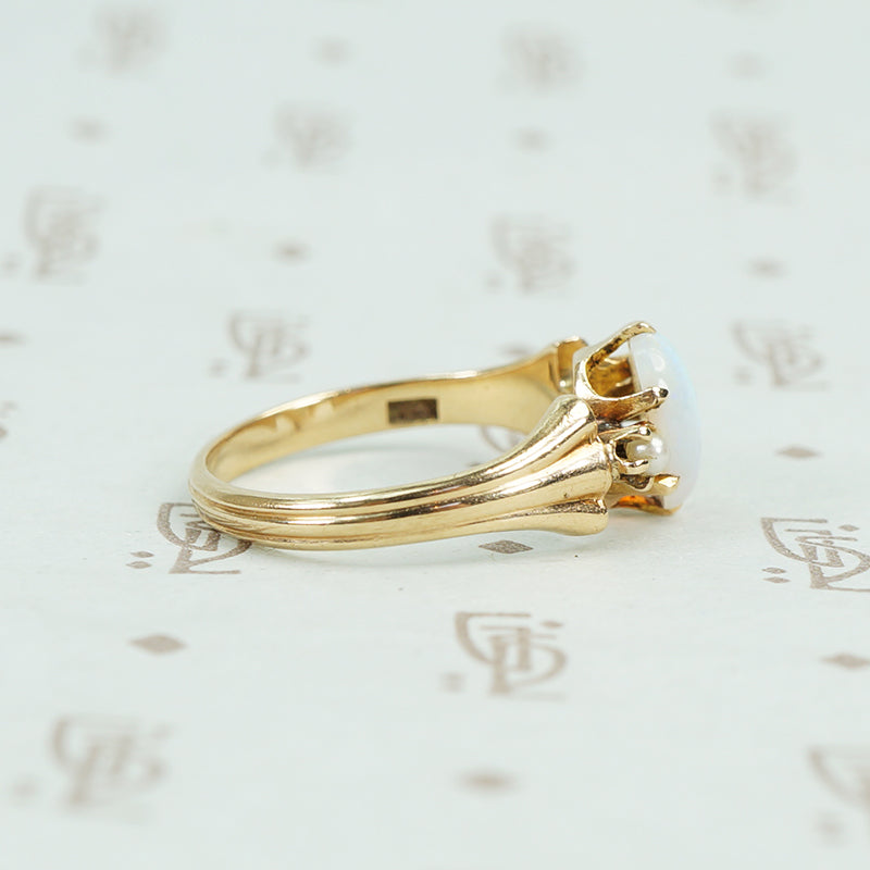 opal and pearl vintage gold ring fluted side viw