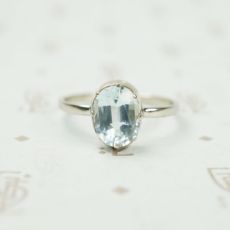The Oval Aquamarine Ring in Recycled White Gold