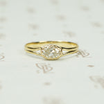 The 18k Oval OMC Solitaire