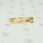 The 18k Oval OMC Solitaire