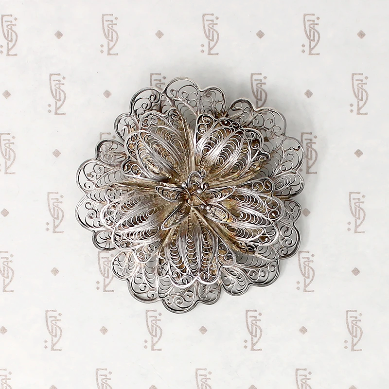 Light & Lacy Silver Filigree Flower Brooch