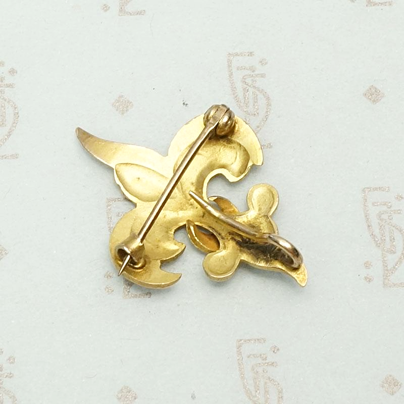 Stylized Fleur de Lis Brooch with Pearls