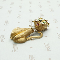 Sassy Cat Brooch by Dan Frere