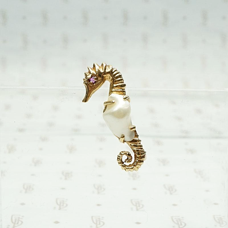 Sweetest Seahorse with Baroque Pearl Belly Brooch