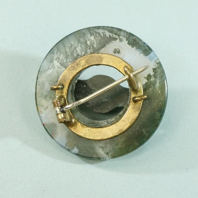Victorian Moss Agate Scottish Pebble Brooch
