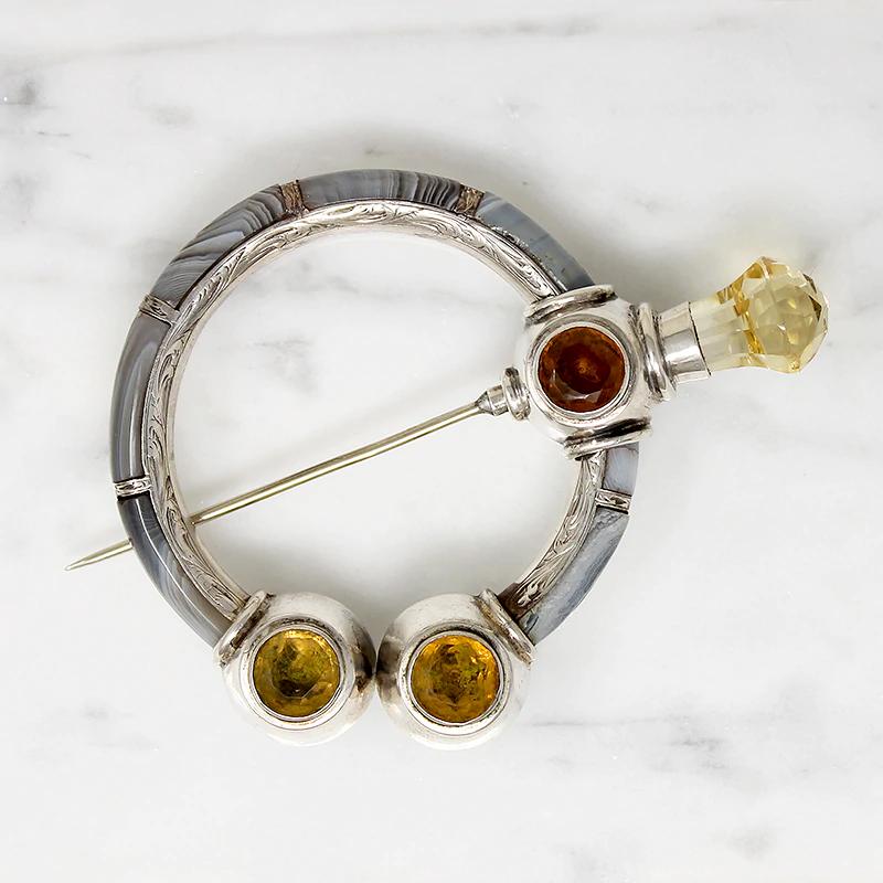 Superb Scottish Penannular Cloak Pin with Agate & Citrine
