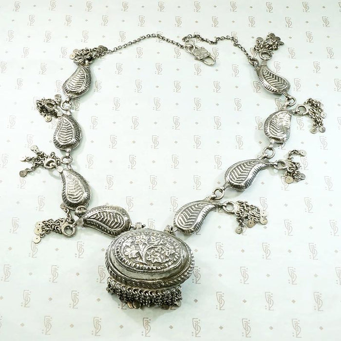 Pradesh Repoussé Silver Paisley Necklace