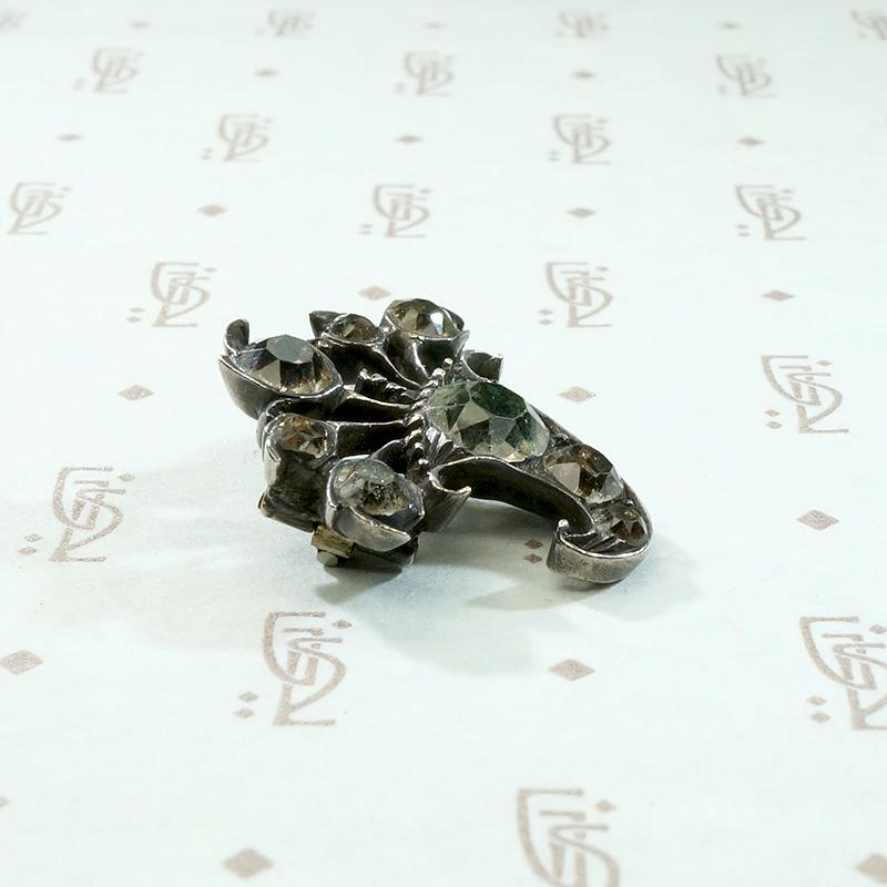 Wee Georgian Giardinetti Brooch in Silver & Black Dot Paste
