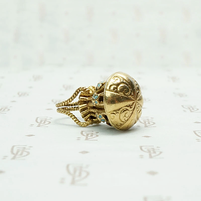 Darling Victorian Draw String Purse Charm