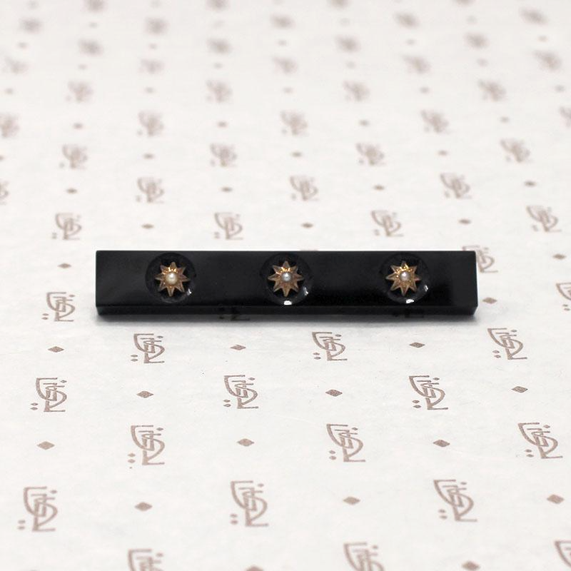 Graphic Onyx Gold & Pearl Victorian Brooch