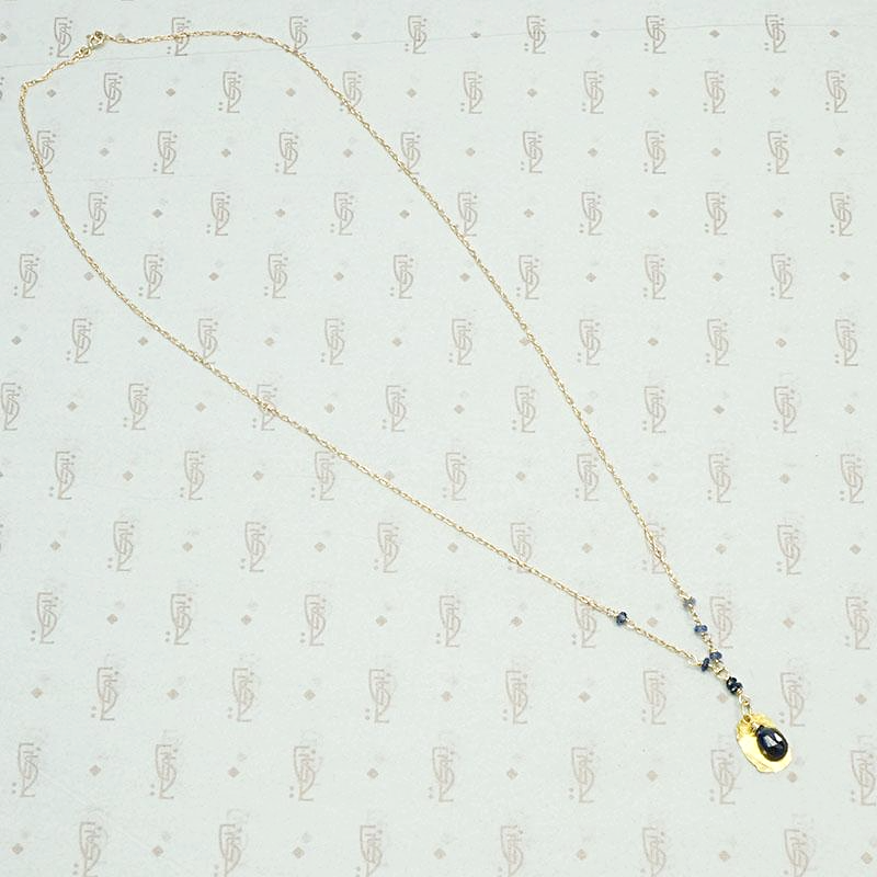 Hand Forged 18k Gold Leaf & Sapphire Necklace by brunet