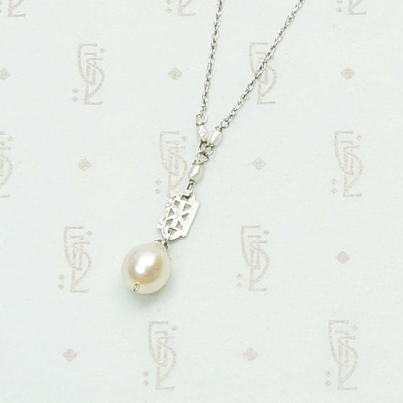 Pearl and White Gold Filigree Necklace by brunet, back view.
