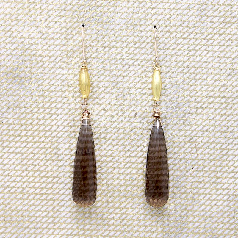 Glittering Smoky Quartz & 18K Gold Earrings by brunet