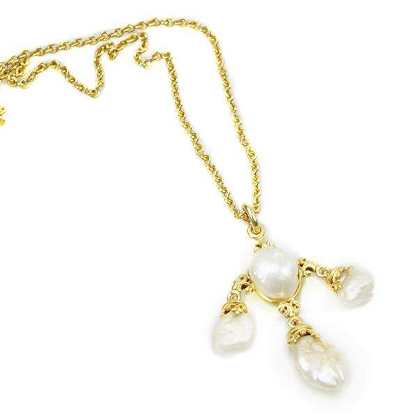 Antique Natural Pearl Necklace with lovely details