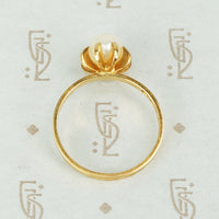 Elis Kappi 14k Yellow Gold Pearl Ring