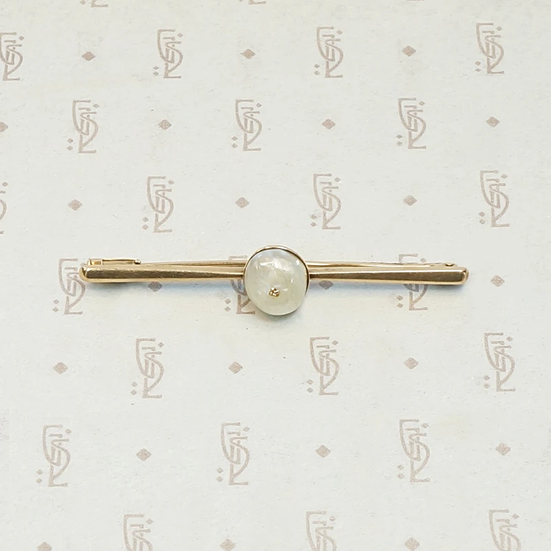 Refined Baroque Pearl Pin in Rose Gold
