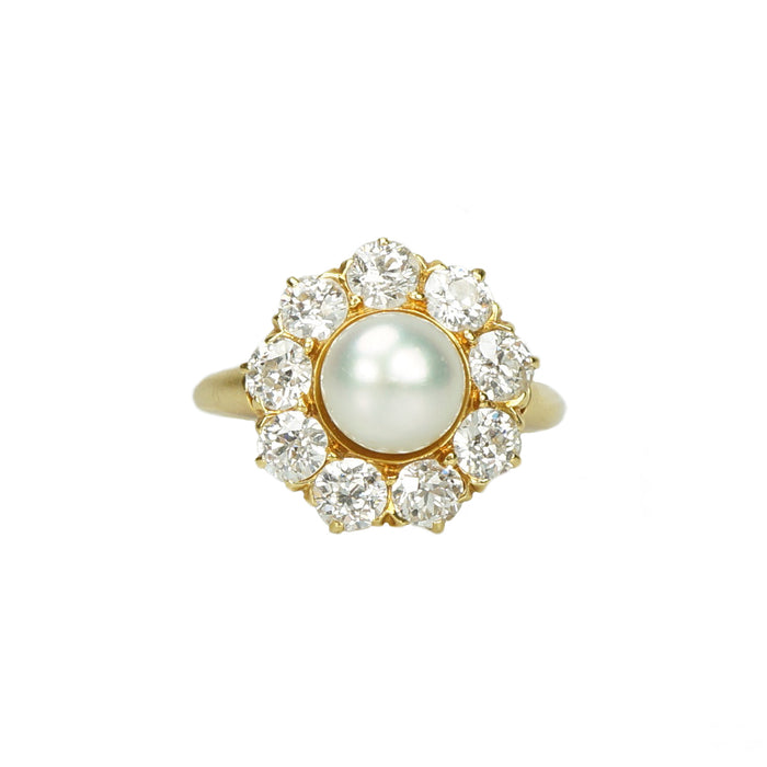 Perfect Pearl Surrounded by Sparkling OEC Diamonds in 18k - Gem Set Love