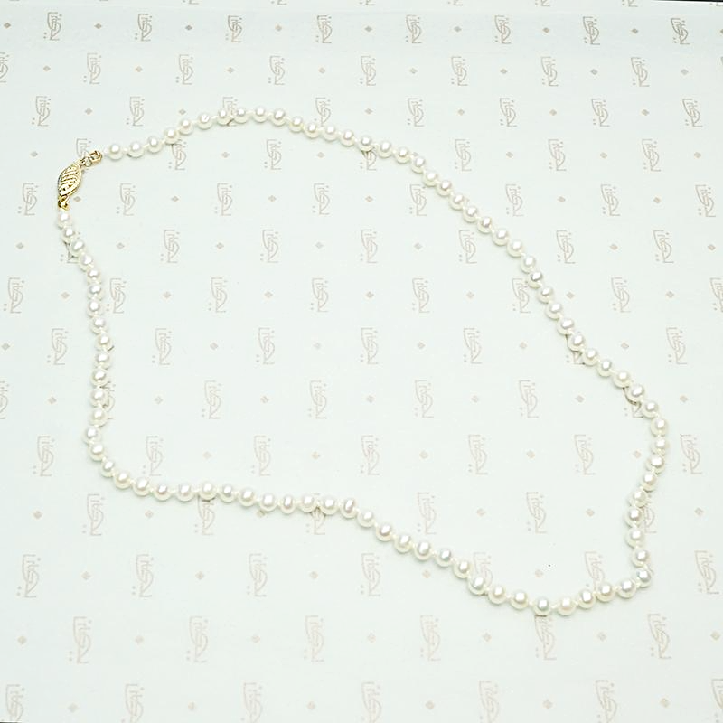 Vintage 19 Inch Freshwater Pearl Necklace 