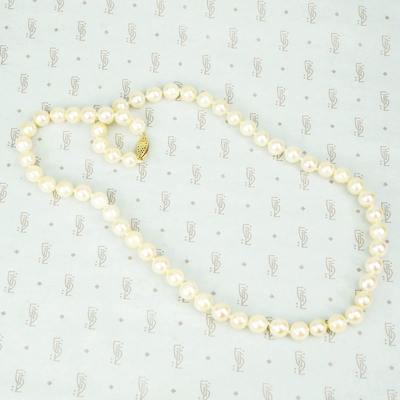 20" 8mm strand of pearls necklace
