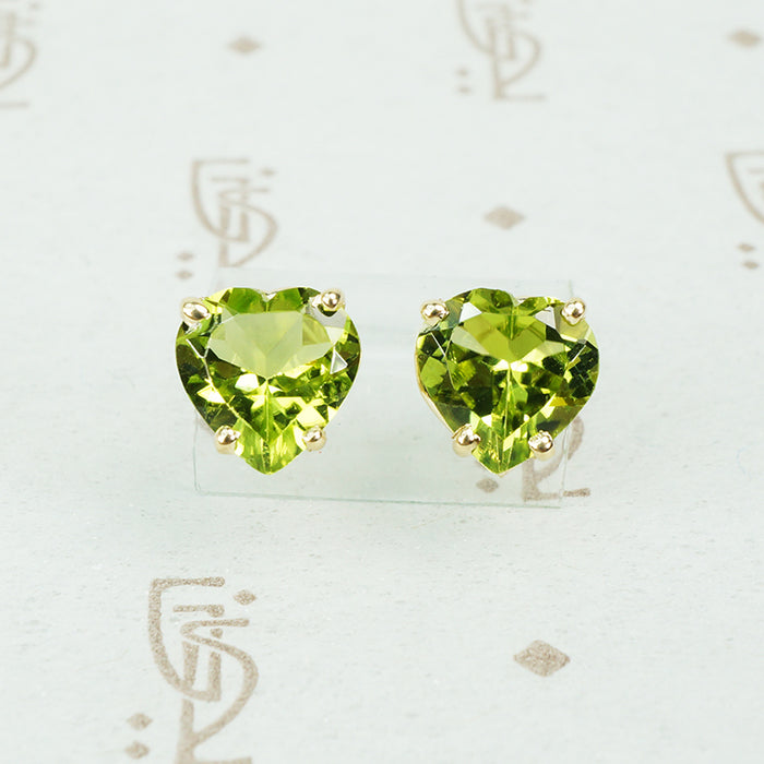 peridot gold heart stud earrings