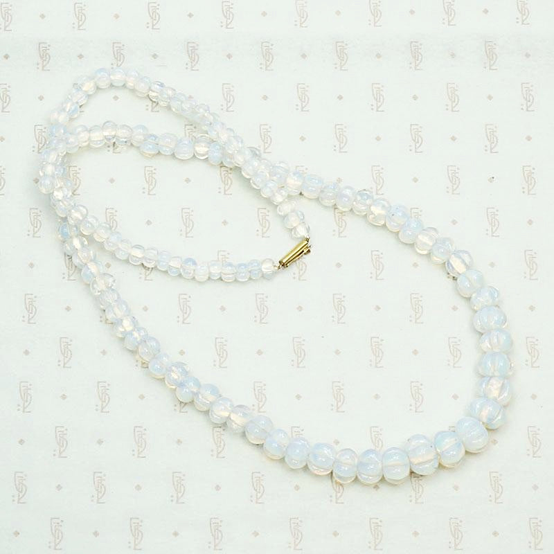 Edwardian Venetian Opaline Bead Necklace