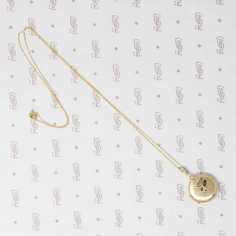 Pretty Little Engraved Gold Locket 