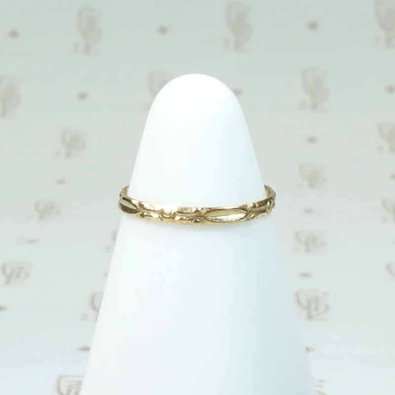Art Deco Arrows Gold Tiny Ring