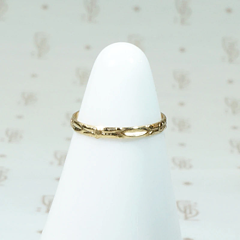 Art Deco Arrows Gold Tiny Ring