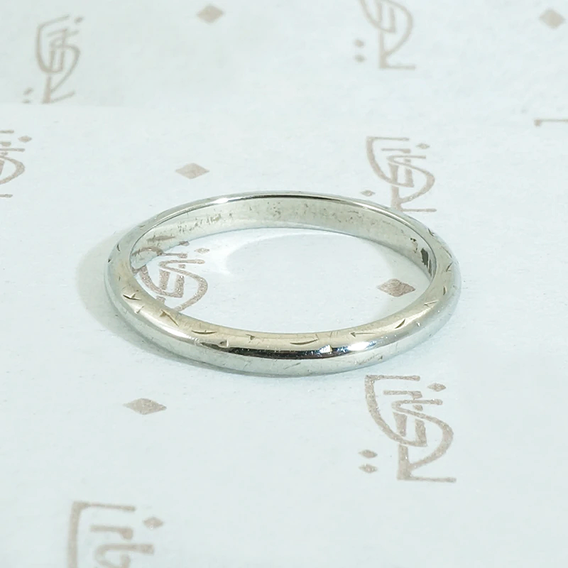 Art Deco White Gold Band with Subtle Scalloping