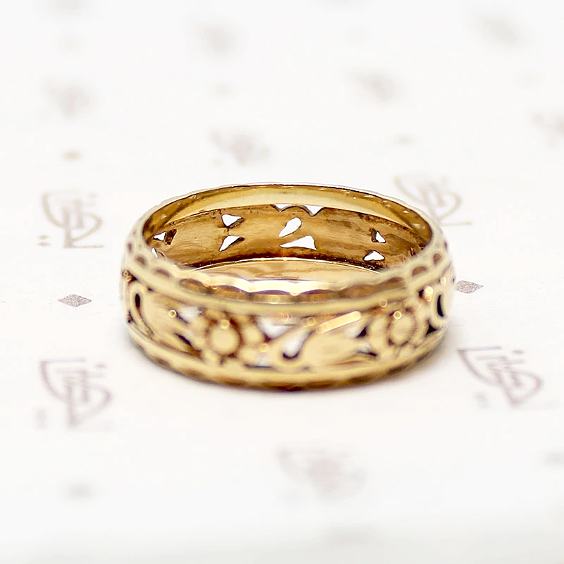Rare and Romantic Open Work Flower Band