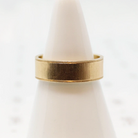 Cool & Classy 1970s Gold Wedding Band