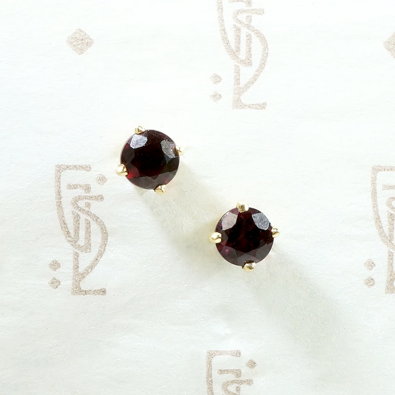 Vintage Garnets in Gold Basket Stud Earrings