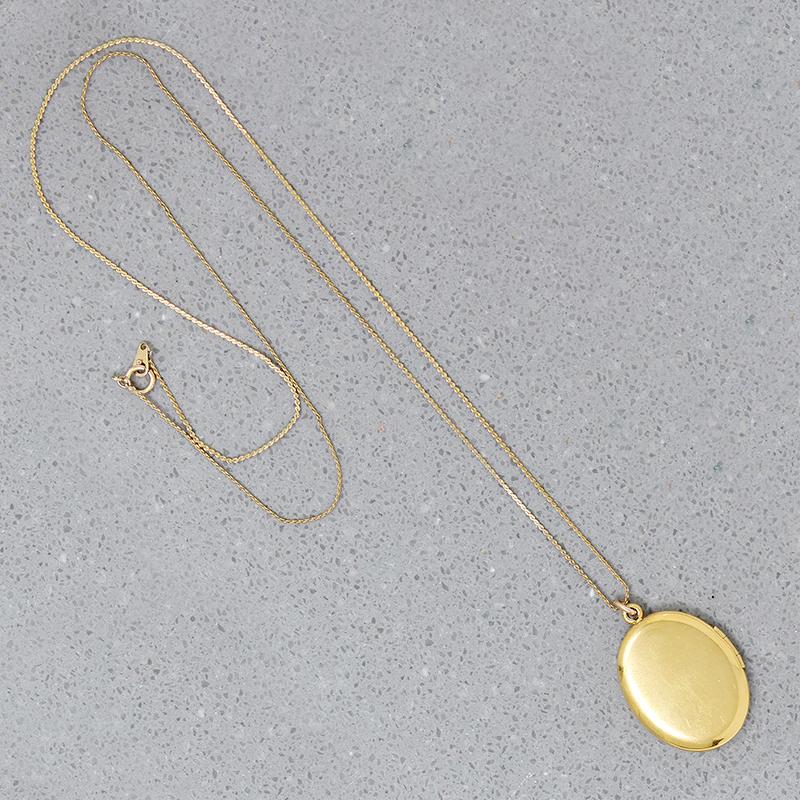 Pretty Engraved Gold Filled Oval Locket