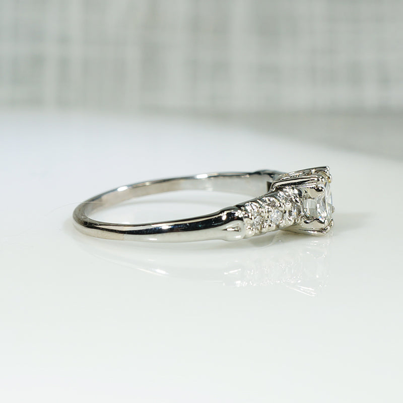 Sparkling 1940s White Gold & Diamond Engagement Ring